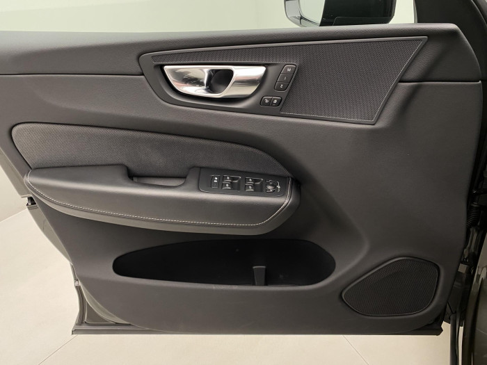 Volvo XC60 D4 R-DESIGN AUT 2.0 d