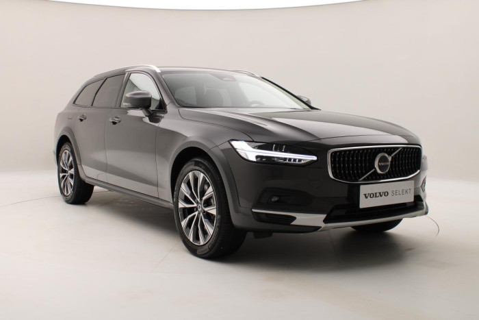 Volvo V90 CC B4 AWD PLUS AUT REZERVACE 2.0 CC CC Plus