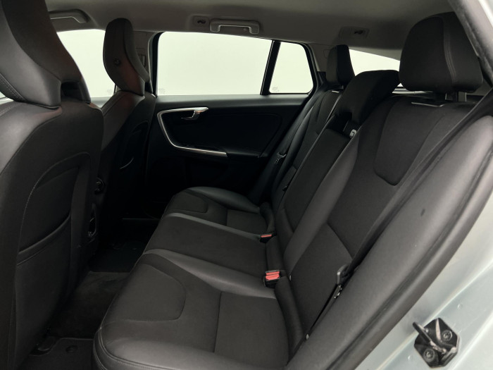 Volvo V60 D3 MOMENTUM AUT 2.0 d Momentum