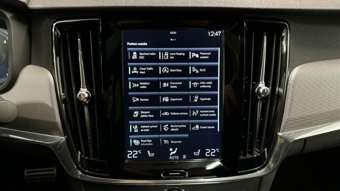 Volvo S90 D4 AWD R-DESIGN AUT REZERVACE 2.0 d