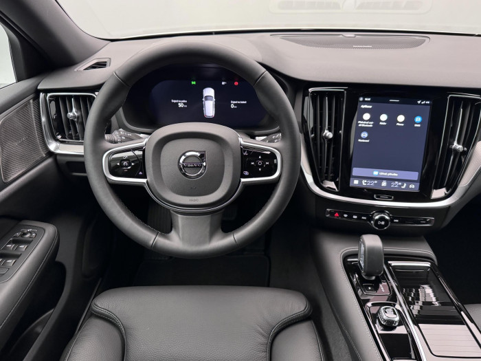 Volvo V60 T6 AWD Plug-in DARK PLUS