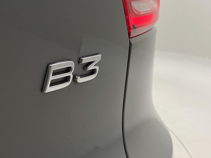 Volvo XC40 B3 DARK PLUS AUT CZ