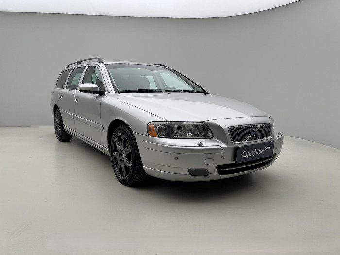 Volvo V70 D5 MOMENTUM CZ 2.4 d Momentum