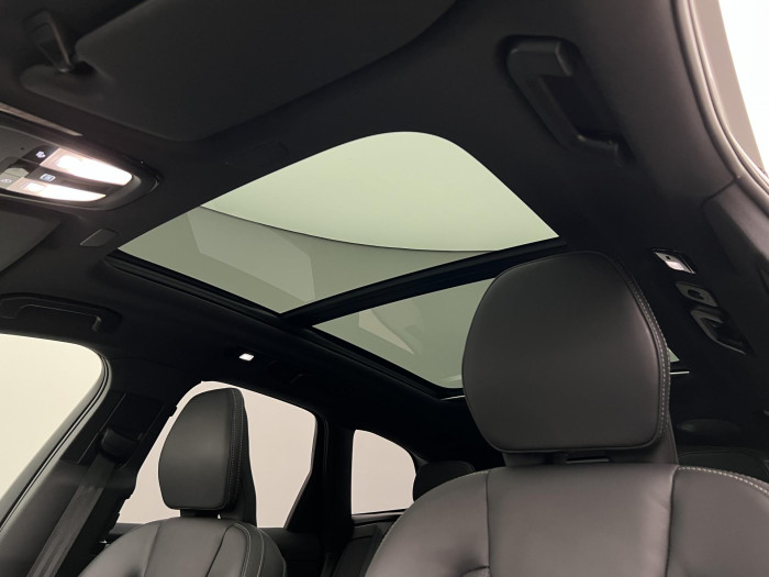 Volvo XC60 B5 AWD BLACK EDITION AUT 1.maj 2.0 Edition