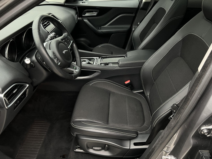 Jaguar F-Pace 20d R-SPORT AWD AUT CZ 2.0 d Sport