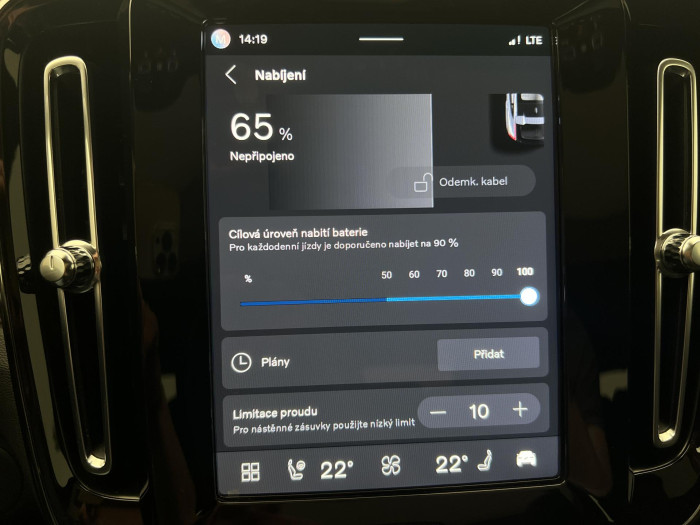 Volvo C40 RECHARGE TWIN MOTOR 1.maj.