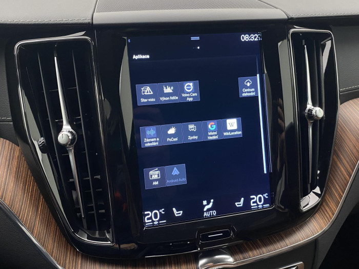 Volvo XC60 D4 AWD INSCRIPTION AUT CZ 2.0 d