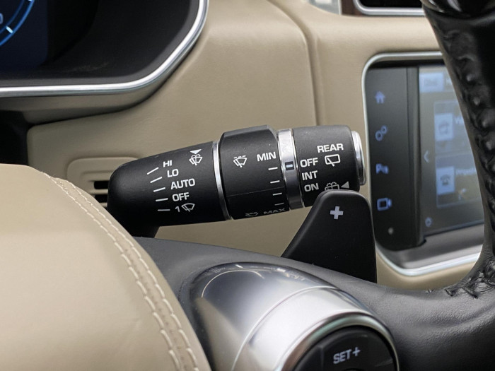 Land Rover Range Rover 4.4 TDV8 VOGUE AWD AUT