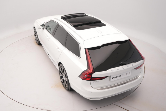 Volvo V90 T8 AWD RECHARGE ULTIMATE 1.maj