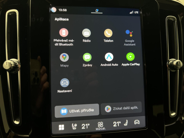 Volvo XC40 B3 DARK PLUS AUT