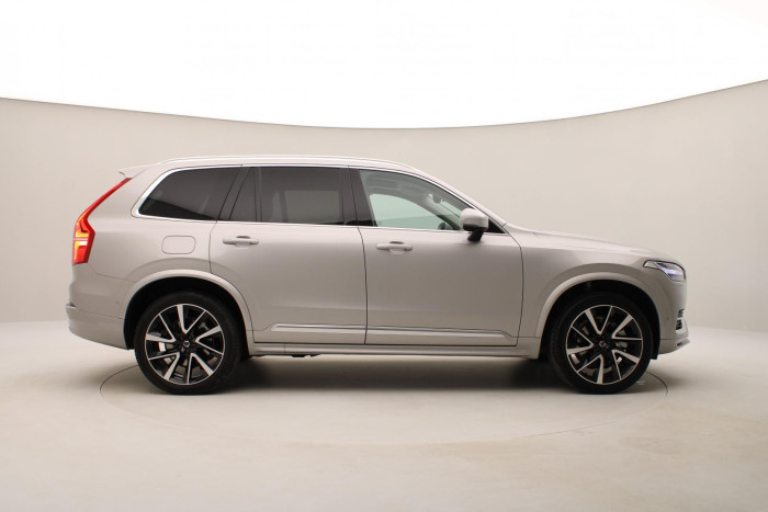 Volvo XC90 B5 AWD ULTIMATE REZERVACE