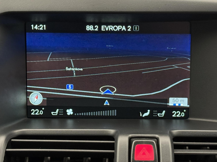 Volvo XC60 D4 MOMENTUM AUT CZ 2.4 d Momentum