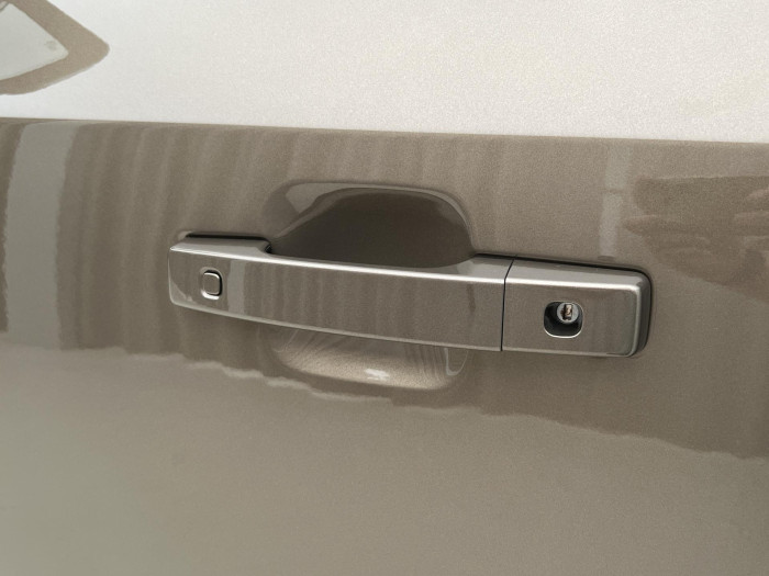 Land Rover Defender 110 D250 XDYNAMIC SE REZERVACE 3.0 d SE