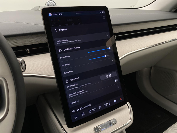 Volvo ES90 PURE ELECTRIC ULTRA