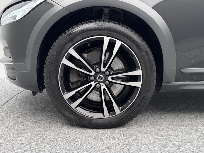 Volvo V90 CC D5 AWD PRO CZ 1.maj 2.0 d CC CC