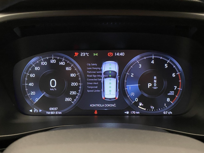 Volvo XC40 T2 MOMENTUM AUT 1.5 Momentum