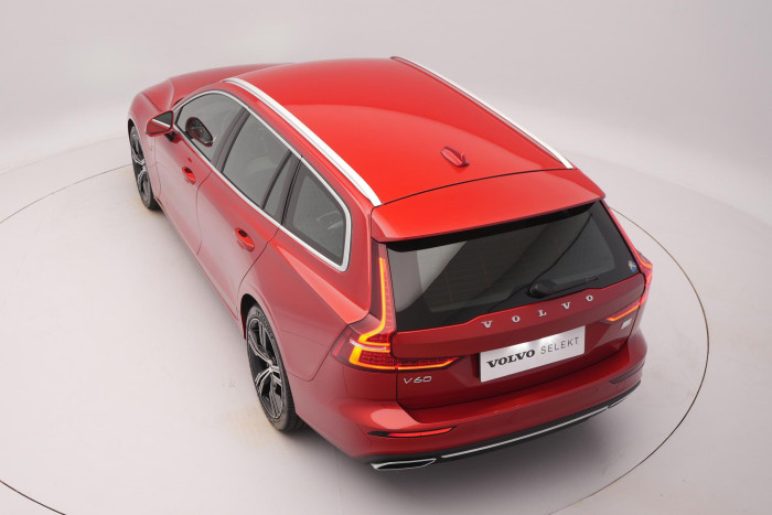 Volvo V60 T8 AWD INSCRIPTION