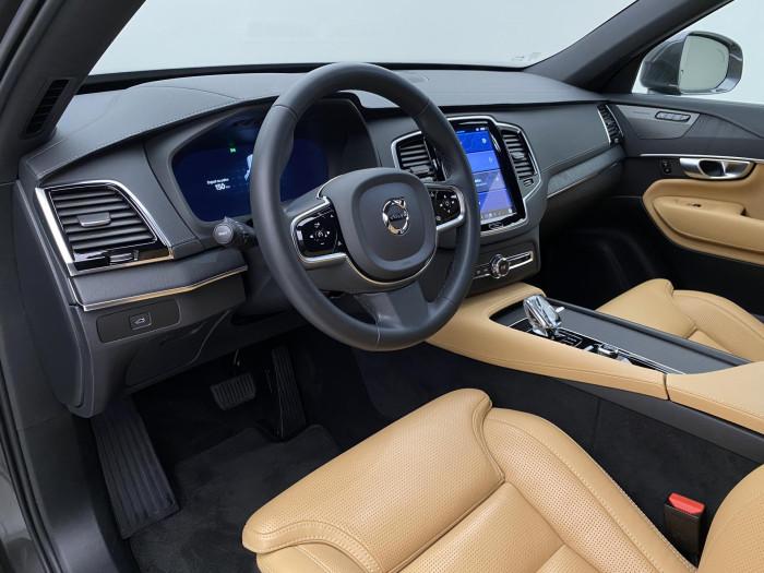 Volvo XC90 B6 AWD BRIGHT PLUS AUT CZ