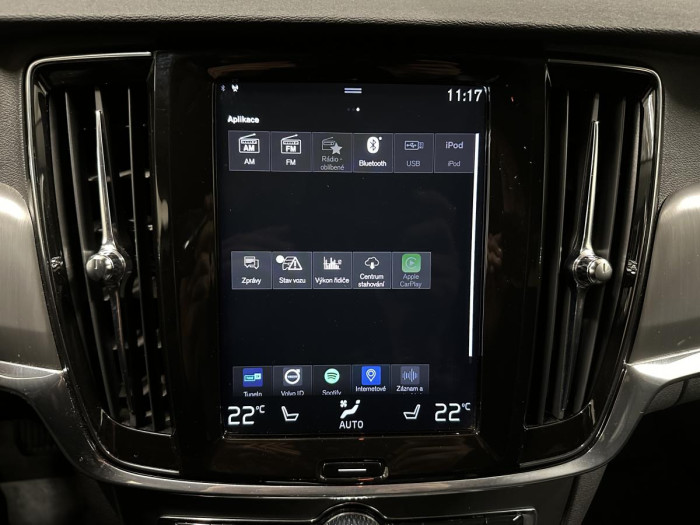 Volvo V90 D4 AWD MOMENTUM AUT REZERVACE 2.0 d Momentum