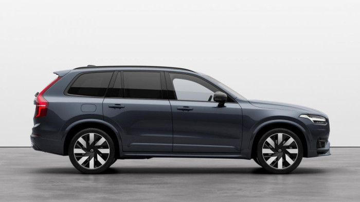 Volvo XC90 T8 AWD Plug-in Hyb DARK PLUS 7