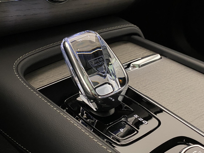 Volvo XC90 T8 AWD ULTRA DARK AUT CZ 7m