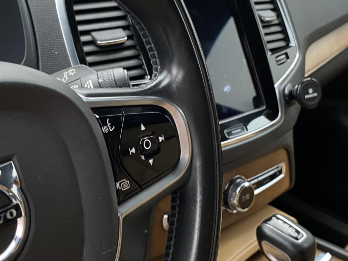 Volvo XC90 D5 AWD INSCRIPTION AUT CZ 2.0 d