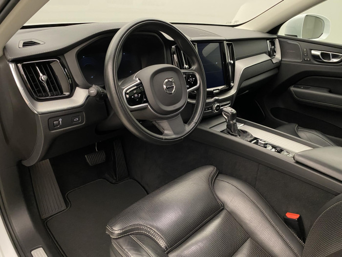Volvo XC60 D5 AWD INSCRIPTION AUT CZ 2.0 d