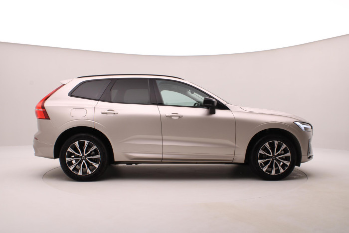 Volvo XC60 B5 AWD DARK PLUS AUT CZ