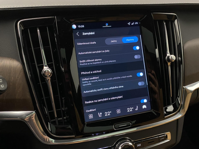 Volvo V90 T8 AWD Plug-in BRIGHT ULTRA