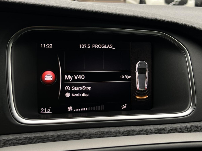 Volvo V40 D2 NAVIGACE 1.maj. 2.0 d