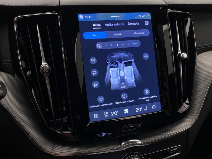 Volvo XC60 B5 AWD BLACK EDITION AUT 2.0 Edition