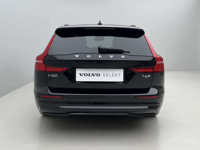 Volvo V60 T6 AWD RECHARGE ULTRA DARK AUT