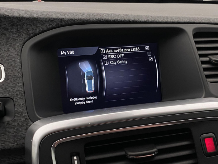 Volvo V60 D4 MOMENTUM AUT CZ 2.0 d Momentum
