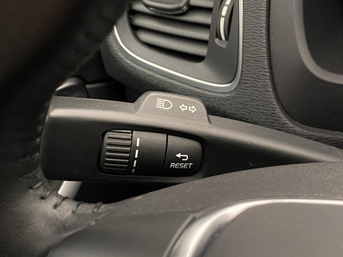 Volvo V40 D2 MOMENTUM AUT 2.0 d Momentum
