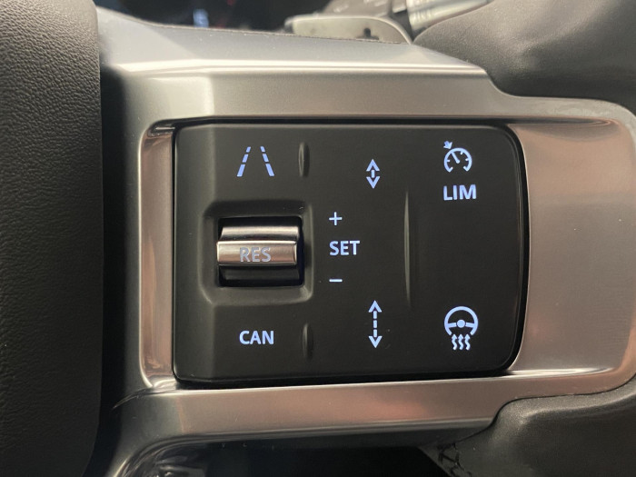 Land Rover Discovery D300 HSE AWD AUT 7míst 3.0 d