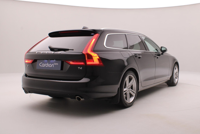 Volvo V90 T4 MOMENTUM AUT REZERVACE 2.0 Momentum