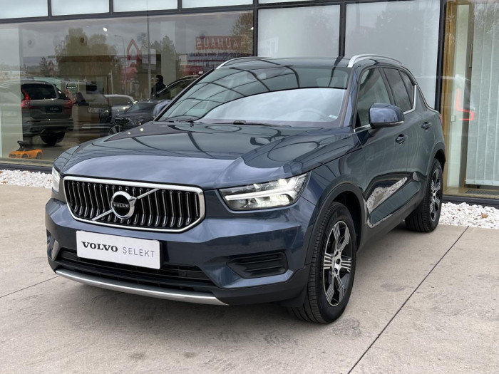 Volvo XC40 D3 INSCRIPTION 1.maj REZERVACE 2.0 d