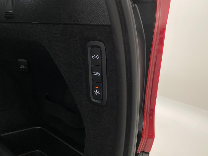 Volvo XC90 B5 AWD BRIGHT ULT. REZERVACE