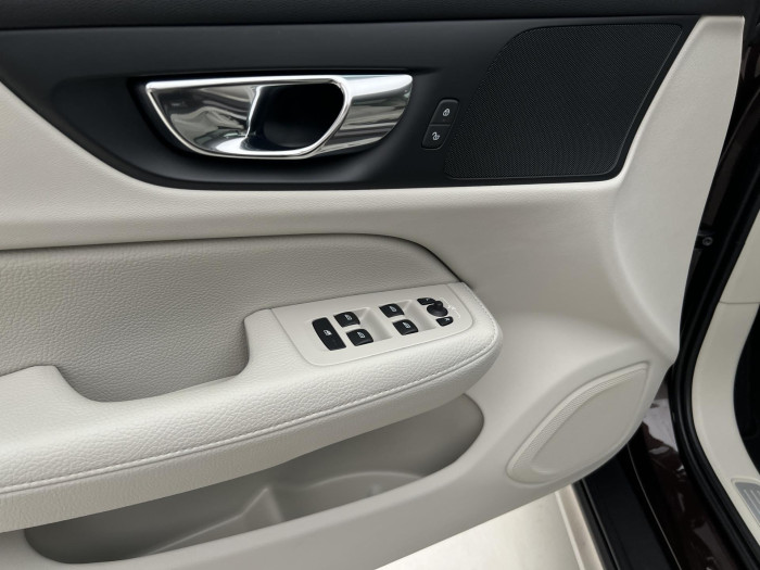 Volvo V60 CC D4 AWD POLESTAR AUT CZ 2.0 d CC CC