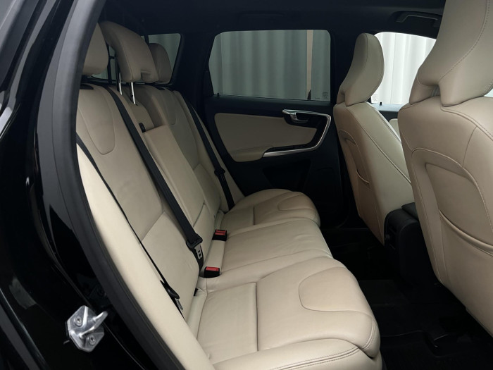 Volvo XC60 D4 AWD SUMMUM AUT 2.4 d Summum