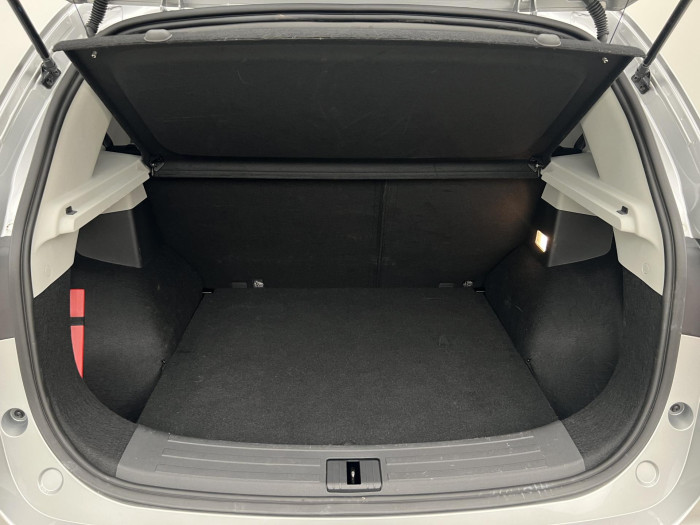 MG ZS 1.5 ESSENTIAL PLUS CZ