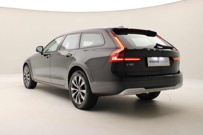 Volvo V90 CC B4 AWD PLUS AUT CZ