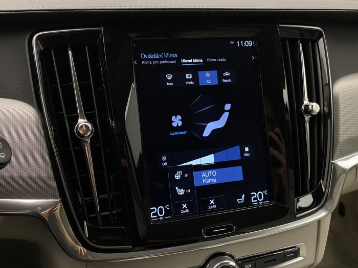 Volvo V90 CC D4 AWD PRO REZERVACE 2.0 d CC CC