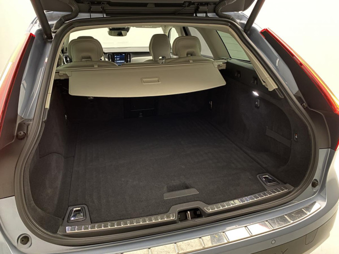 Volvo V90 CC D4 AWD POLESTAR REZERVACE 2.0 d CC CC