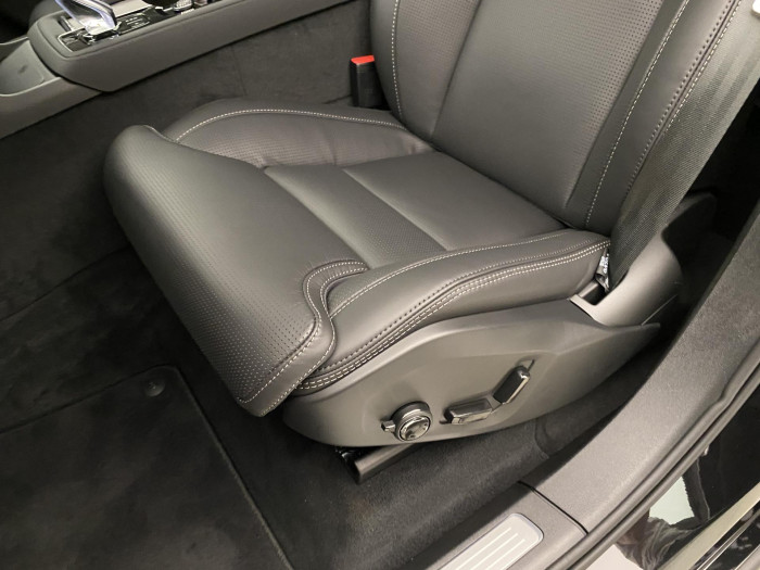 Volvo XC90 T8 AWD RECHARGE DARK PLUS 7m