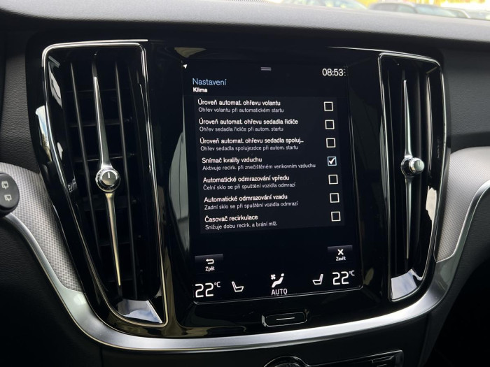 Volvo V60 D4 R-DESIGN NAVIGACE 1.maj. 2.0 d
