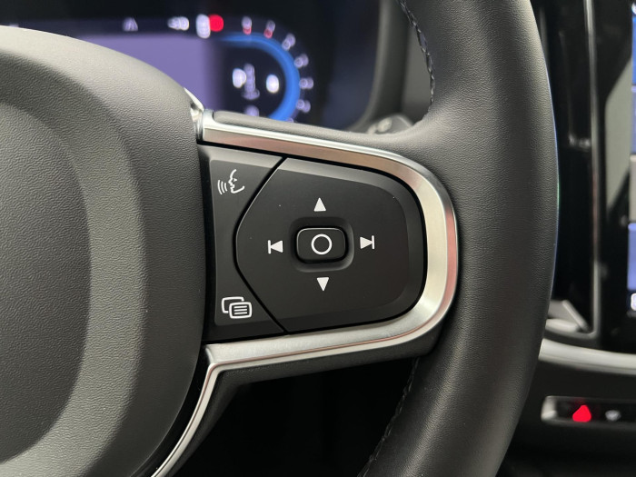 Volvo V60 B3 CORE AUT 1.maj.