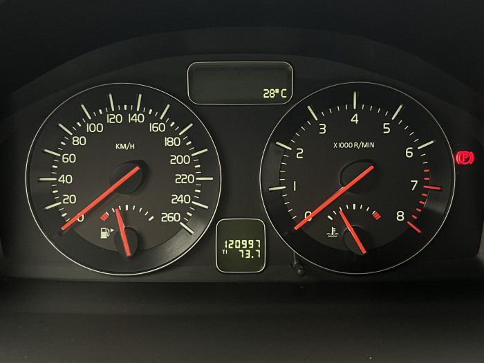 Volvo C70 T5 KABRIOLET CZ