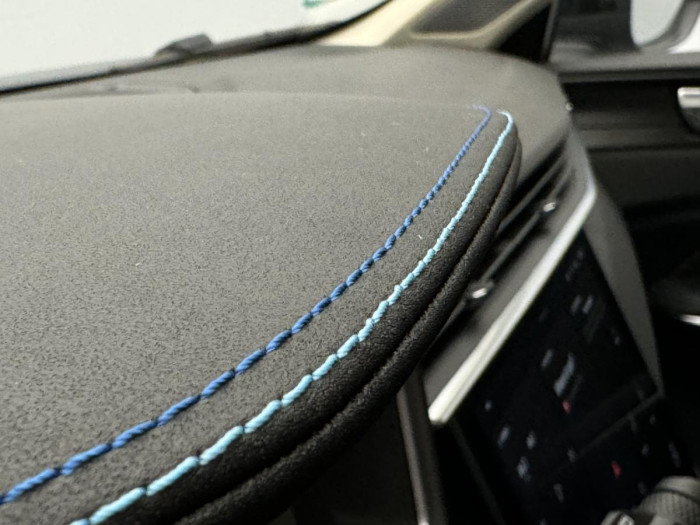 Lynk & Co 01 PHEV DCT AUT 1.maj. REZERVACE