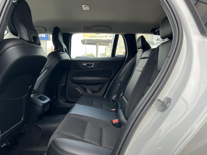 Volvo V60 D3 MOMENTUM 1.maj. 2.0 d Momentum